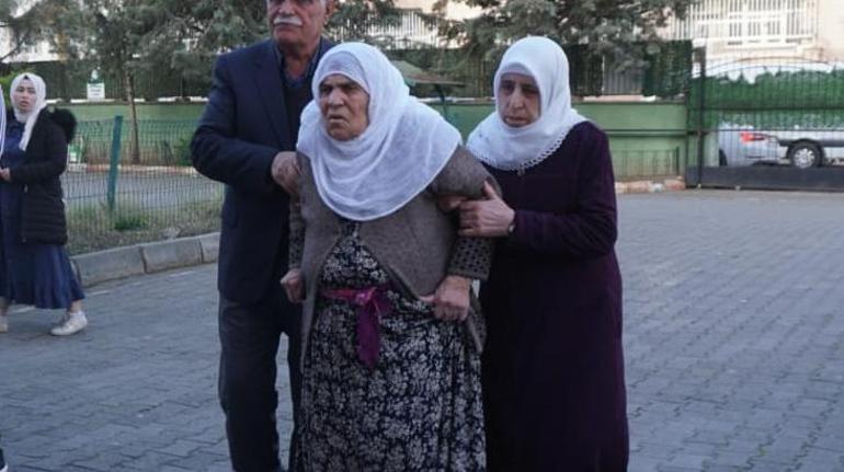 Türkiye sandık başına gitti En yaşlı aday olarak kayıtlara geçti