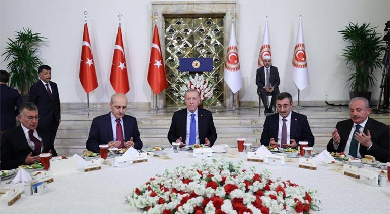 Cumhurbaşkanı Erdoğan Mecliste iftar programına katıldı
