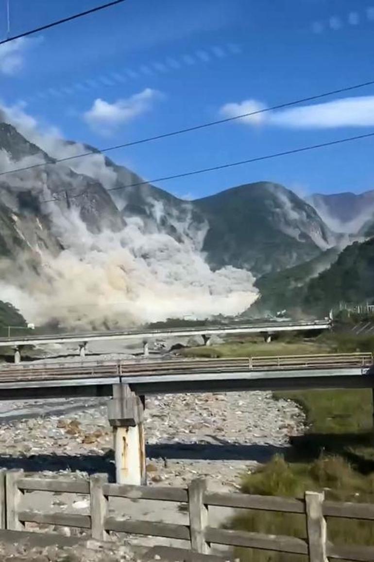 Tayvan açıklarında 7.4 büyüklüğünde deprem Tsunami uyarısı yapıldı