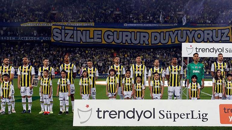 SON DAKİKA: Fenerbahçe, Süper Kupada sahaya 9 kişi çıkacak Hükmen galibiyet