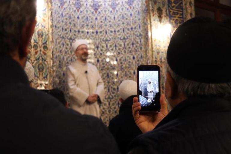 Diyanet İşleri Başkanı Erbaş, Ramazan ayının son teravih namazını Sakaryada kıldırdı
