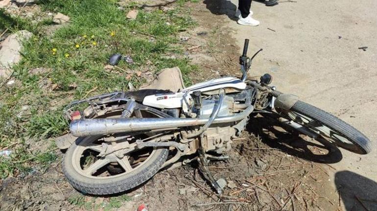 Ispartada feci kaza Otomobil ile motosiklet çarpıştı