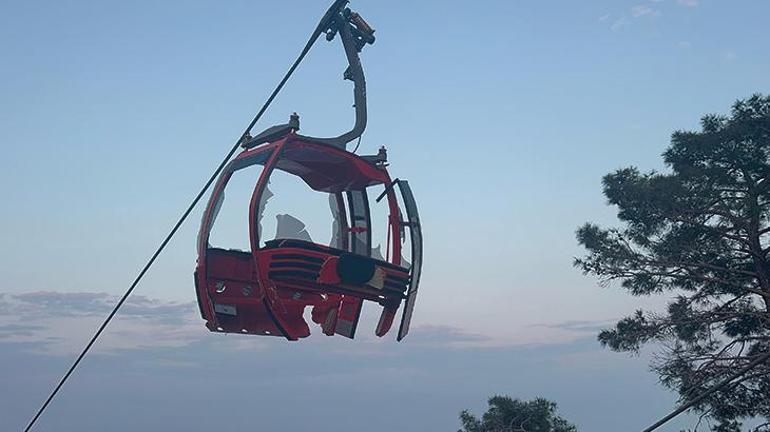 Antalyada korku dolu anlar Teleferik kabini düştü, seferlere ara verildi