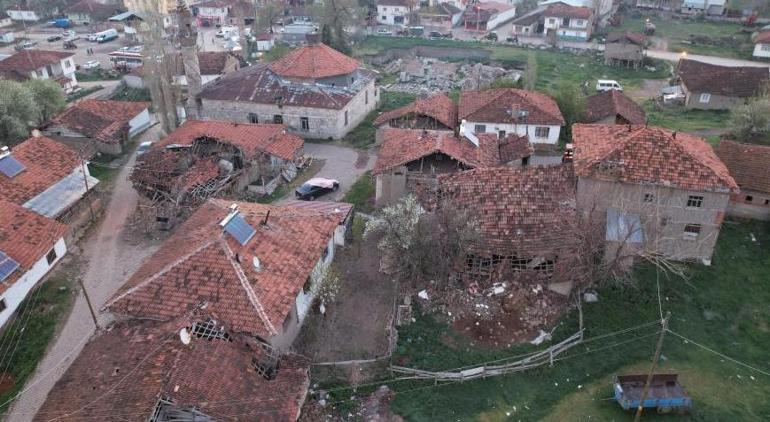 Tokat’ta 5.6 büyüklüğünde deprem 338 konut hasar gördü