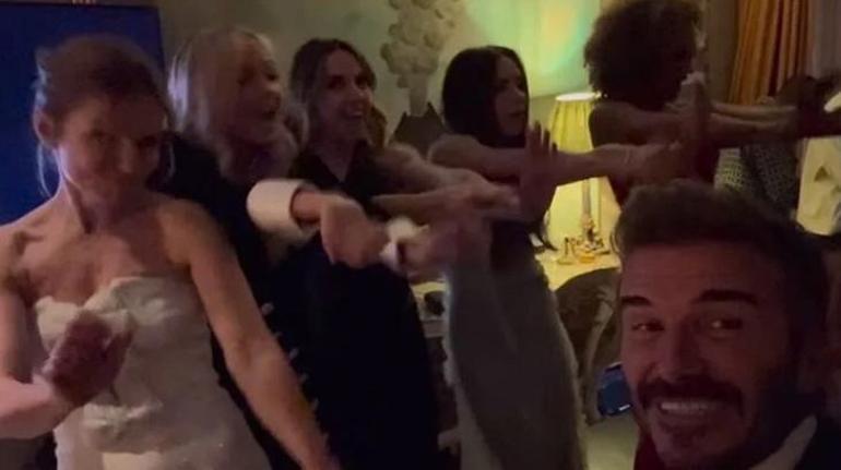 Victoria Beckham doğum gününü kutladı Spice Girls bir araya geldi
