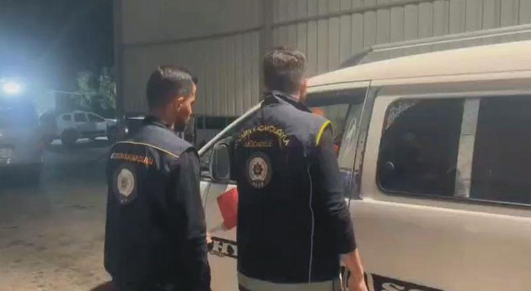 Durdurulan minibüsten 9 kaçak göçmen çıktı