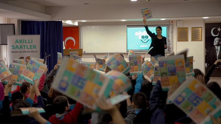 Dünyaca ünlü markaların Türkiye’deki tek yetkili distribütörü Saat&Saat, çocukların gelişimine katkı sağlamak için çalışmalarına devam ediyor