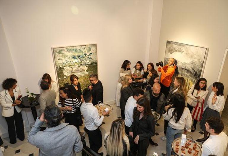 Aida Mahmudovanın sergisi Bir Rüya Açılır sanatseverlerle buluştu