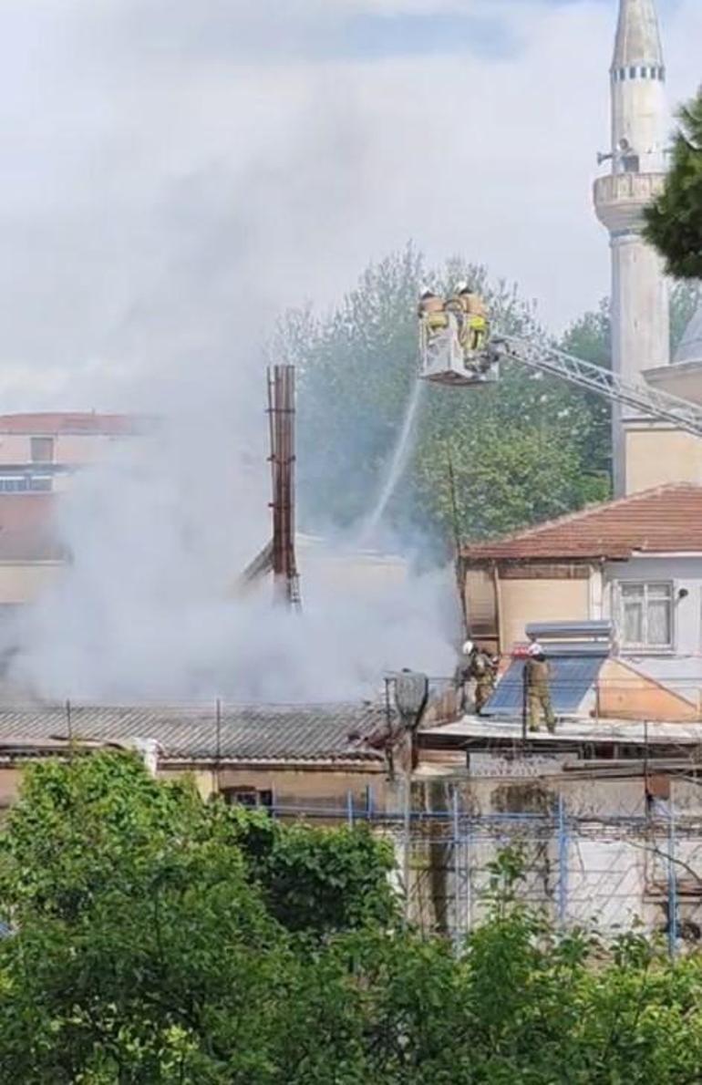 İstanbulda tarihi hamamda yangın