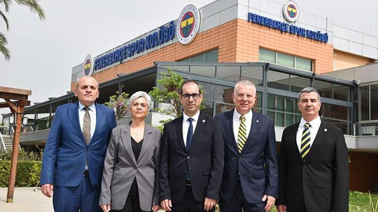 Fenerbahçe Divan Kurulu başkan adayı Şekip Mosturoğlundan Ali Koç itirafı Aziz Yıldırımla görüştüm