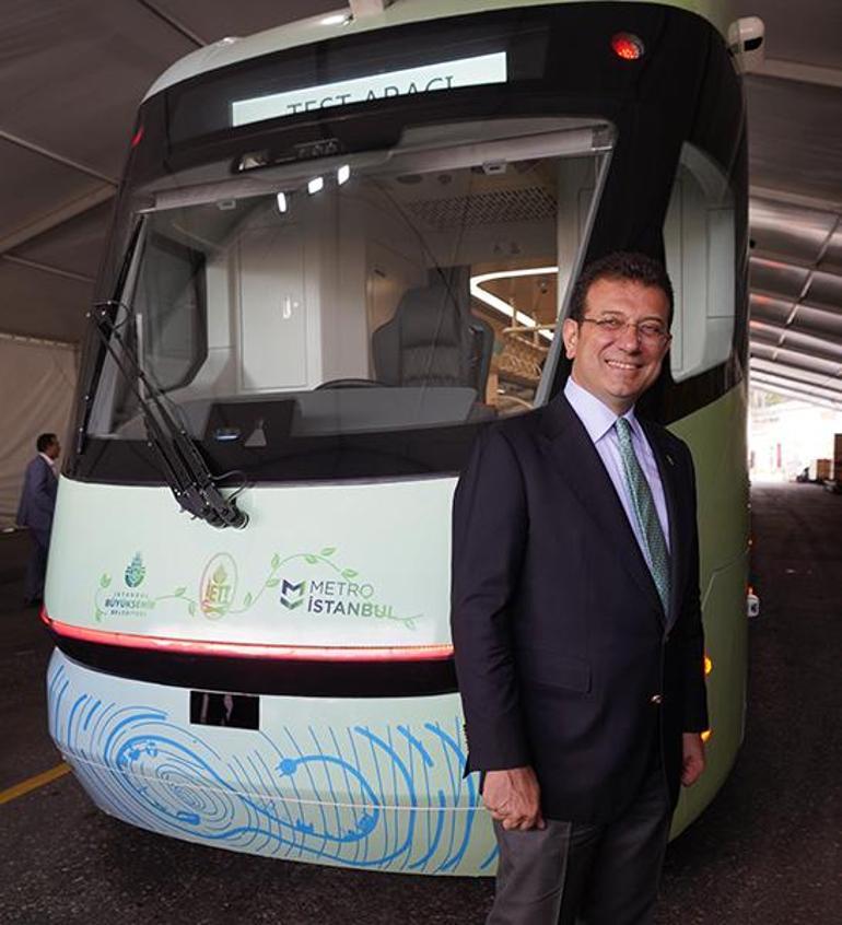 İBB Başkanı Ekrem İmamoğlu elektrikli metrobüsün test sürüşüne katıldı