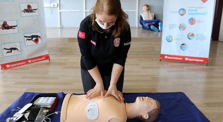 3 bin öğretmen, öğrenci ve veliye Heimlich manevrası öğretildi Belgeleri 3 yıl geçerli