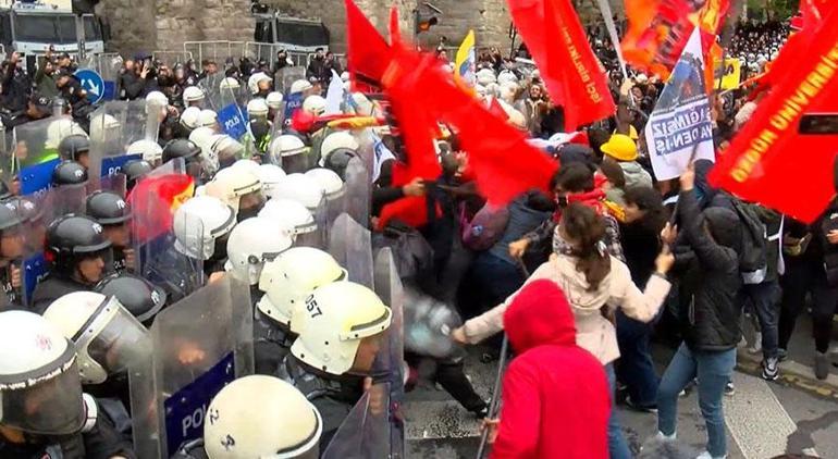 Yer: Saraçhane Eylemciler polise damacana ile saldırdı