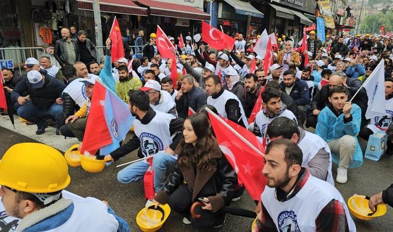 İşçi kentinde Çinli mühendisler yürüdü