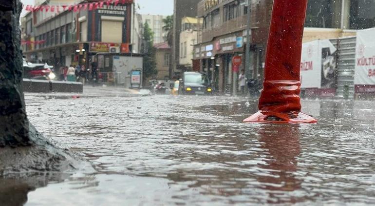 Kış geri döndü Pazartesi gününe kadar sürecek Kuvvetli şekilde geliyor