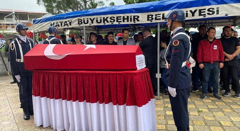 Şehit astsubay başçavuş Mustafa Yaşar, Hatayda toprağa verildi