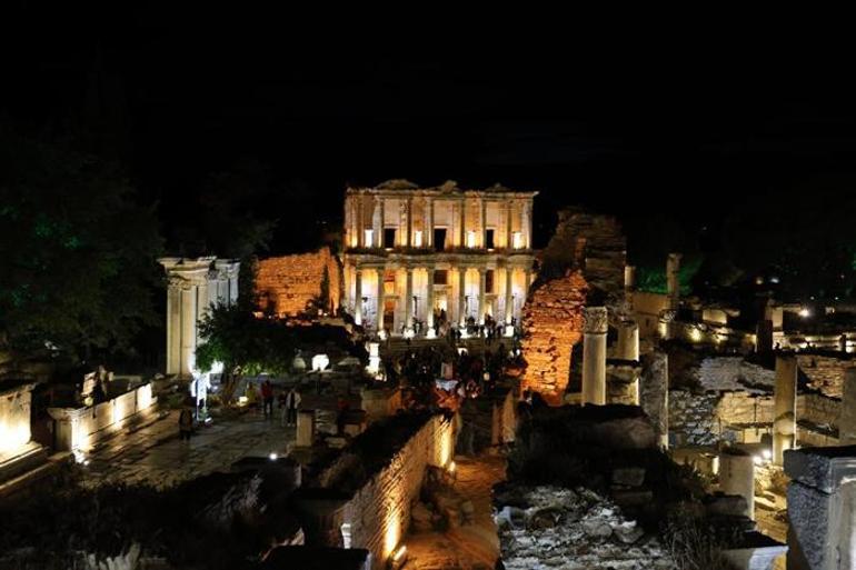 Türkiyede ilk kez Efes Antik Kenti’nde uygulandı Çok etkileyici