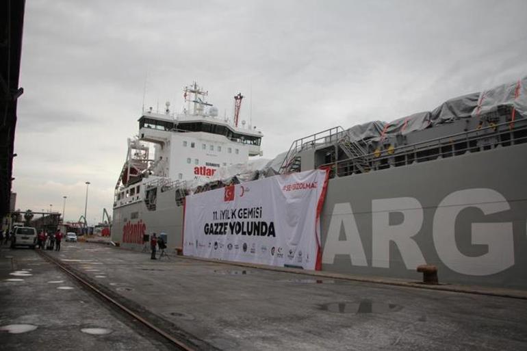 Türkiyeden Gazzeye yardımlar sürüyor İyilik Gemisi Mersinden uğurlandı