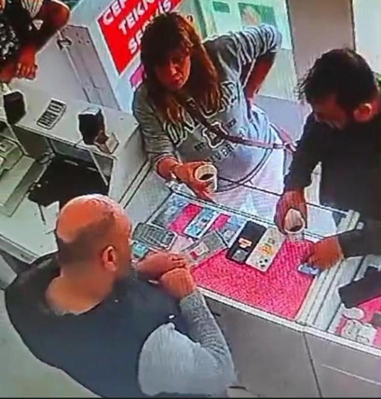 Yer: İstanbul Dükkan sahibi gerçek kimliklerini anlayınca hayatının şokunu yaşadı