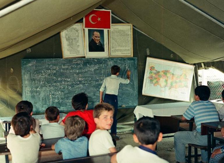 Ders kitaplarındaki Atatürk resmi  MEB envanterinde: Kıymet biçilemeyecek bir eser