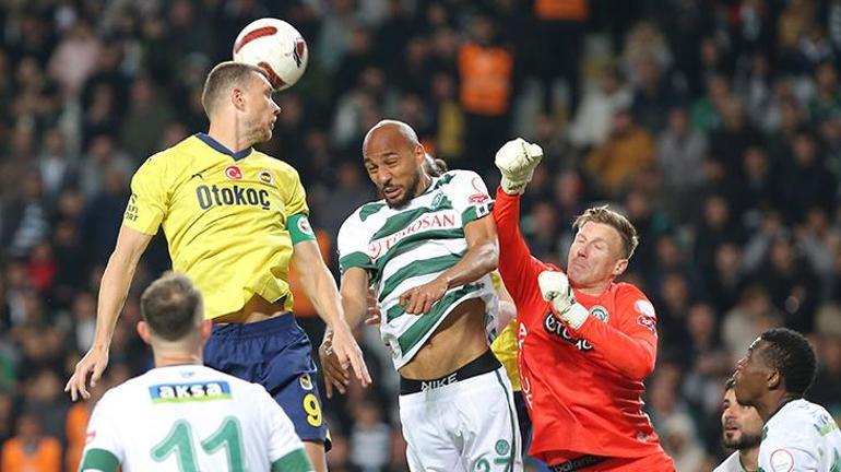 Fenerbahçeli yıldıza çok sert eleştiri: Futbolu bırakmış