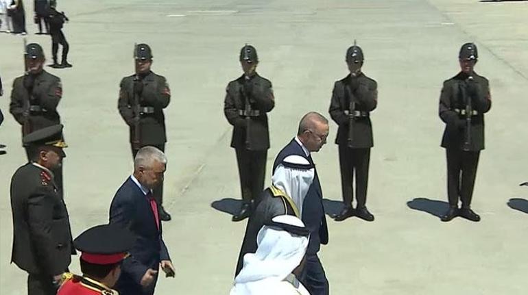 Cumhurbaşkanı Erdoğan, Kuveyt Emirini karşıladı