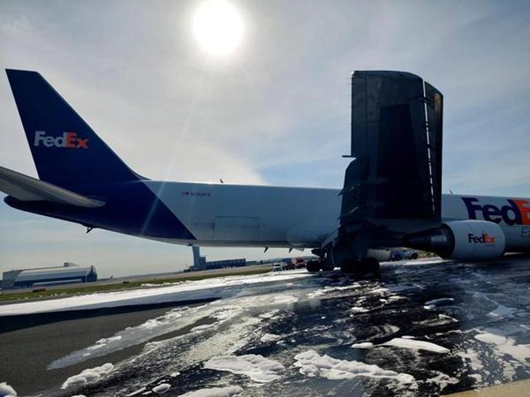 Facia böyle önlendi: Uçak 371 metre sürüklendi, kıvılcımlar 12 saniyede söndürüldü