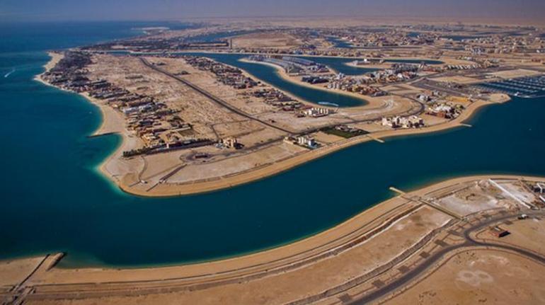 Kuveytin savaşta keşfettiği hazine Çöl ve deniz bir arada, üzerinde 250 bin kişi yaşıyor