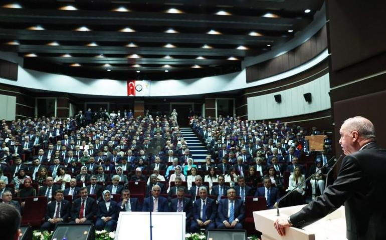 Erdoğandan 31 Mart seçim sonuçlarıyla ilgili açıklama: Yeni isimlerle devam edeceğiz