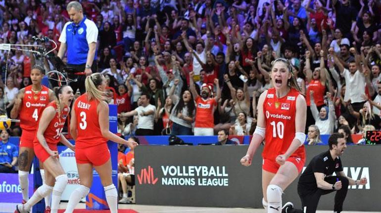 FİLENİN SULTANLARI RÜZGARI Hollanda-Türkiye 2024 VNL maçı kaç kaç bitti Filenin Sultanları 1. hafta skor bilgileri