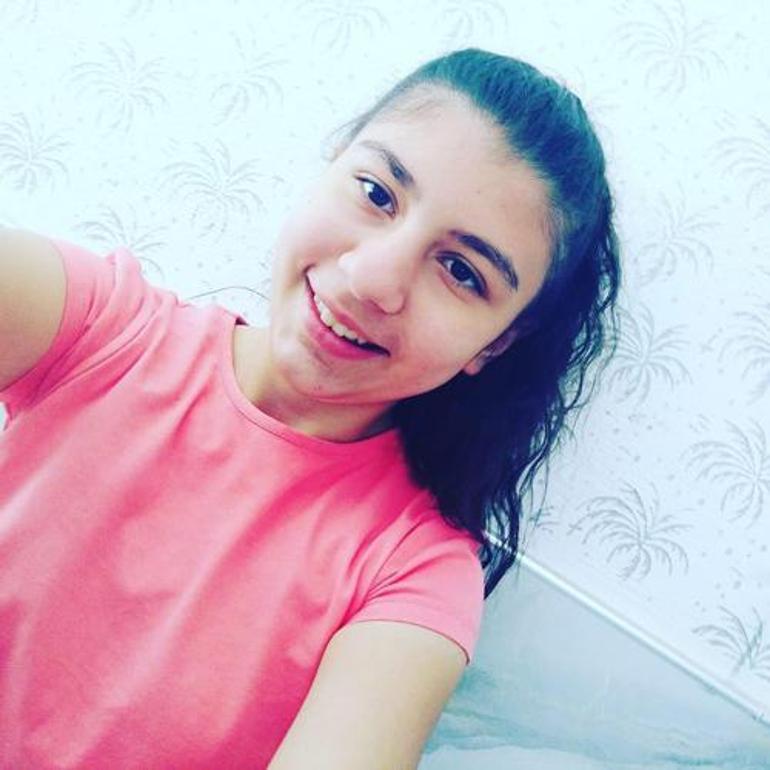 Liseli Aleyna hayatını kaybetti: Kamyonun altında 40 metre sürüklenmiş