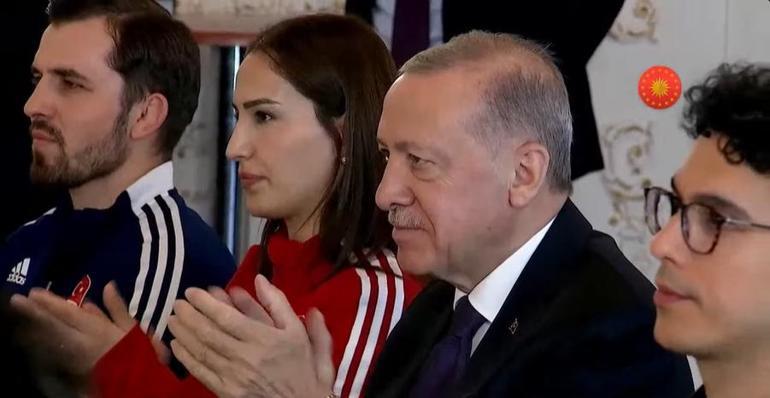 Cumhurbaşkanı Erdoğan: 19 Mayıs milletimizin hür ve bağımsız yaşama kararlılığının sembolüdür