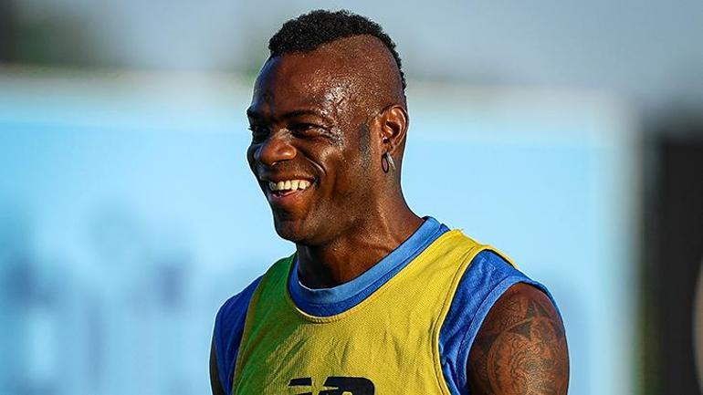 Adana Demirsporda Mario Balotelli depremi Transfer olmak istediği takımı açıkladı