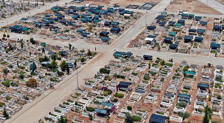 Belediye ile vatandaşları karşı karşıya getiren tente krizi 15 gün süre verildi