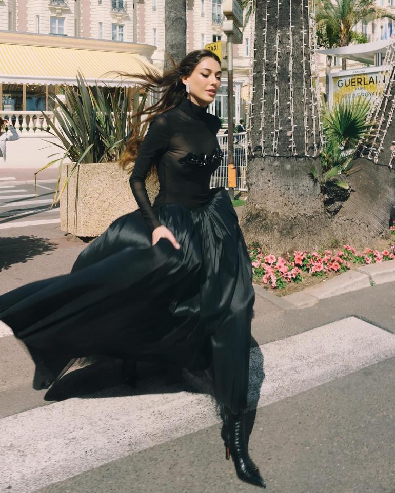 Cannes Film Festivalinde Hadise rüzgarı Ünlü şarkıcı tarzıyla göz kamaştırdı