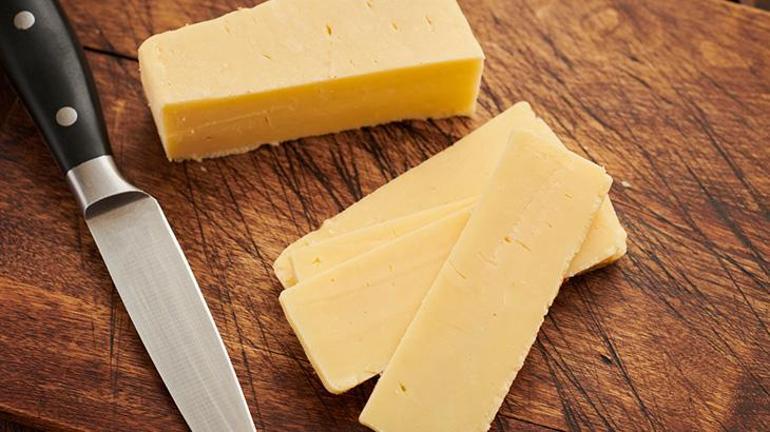 Sahte kaşar peyniri anlamanın 4 basit yöntemi Rengi böyleyse uzak durun