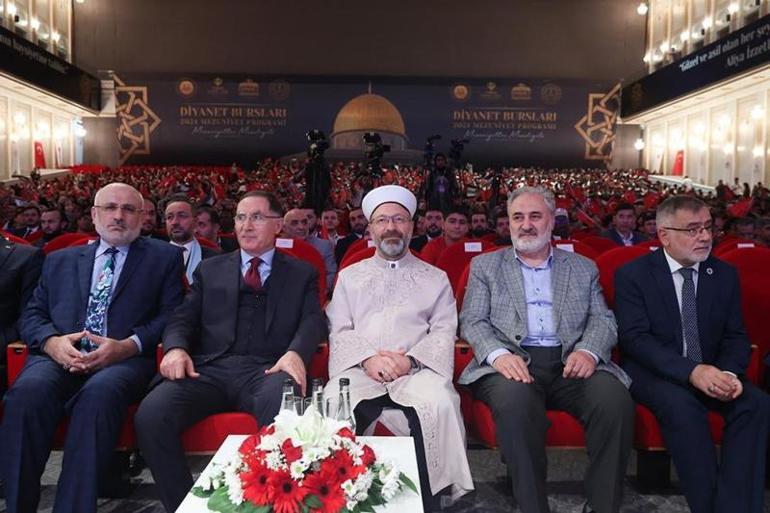 Diyanet İşleri Başkanı Erbaş: İslam reçetesini yeryüzünde iyi bir şekilde uygulamamız lazım