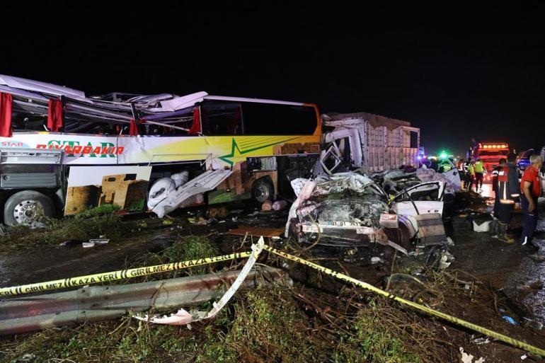 Kaza değil katliam Mersinde 10 can kaybı... Otobüs şoförü gözaltında