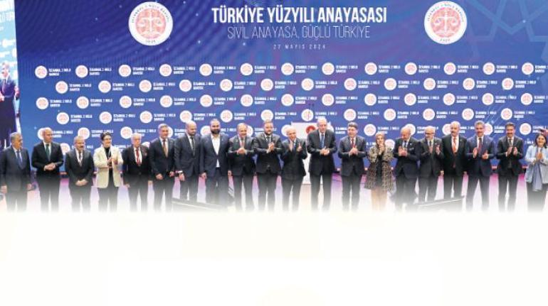 ‘Mevcut anayasayla devam edemeyiz’