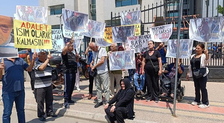 Otobüste okul müdürü ile oğlu tarafından çiftin kızı: Babam bu olay sonrası öldü