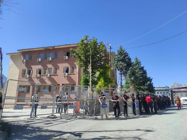 Görevden alınan Hakkari Belediye Başkanı Mehmet Sıddık Akışın cezası belli oldu