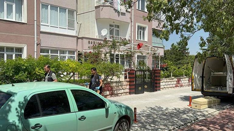 İki kız kardeşin sır sonu 4 saat arayla ölü bulundular