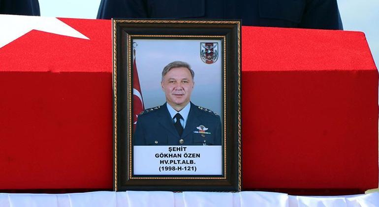 Düşen uçağa müdahale eden işçi: Önce üzerimizde dolaştı, 2 takla atıp kafa üstü tarlaya düştü