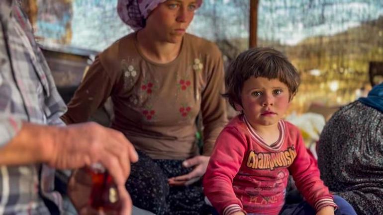 Dağda 10 çocuk büyüttü: Şimdiye kadar ne hastalık ne ilaçla tanıştı