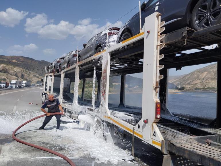 Korkulan olmadı Sıfır kilometre araçlar böyle kurtarıldı