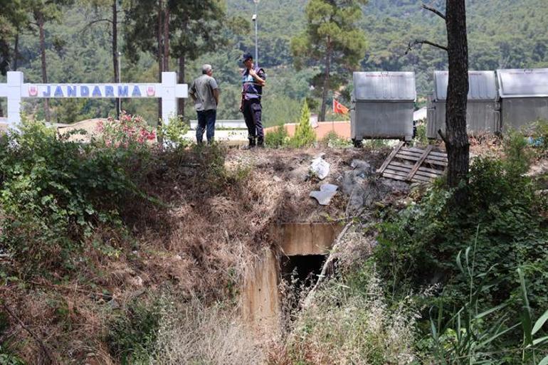 Menfez Paşası Kuzunun  saklandığı mekan çöplük oldu