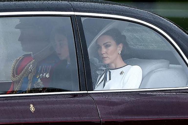 Kanserle mücadele eden Galler Prensesi Kate Middleton sonunda ortaya çıktı