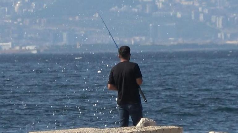 Marmarada oltasına takıldı, ölümden döndü Tüm vücuduna böyle yayıldı