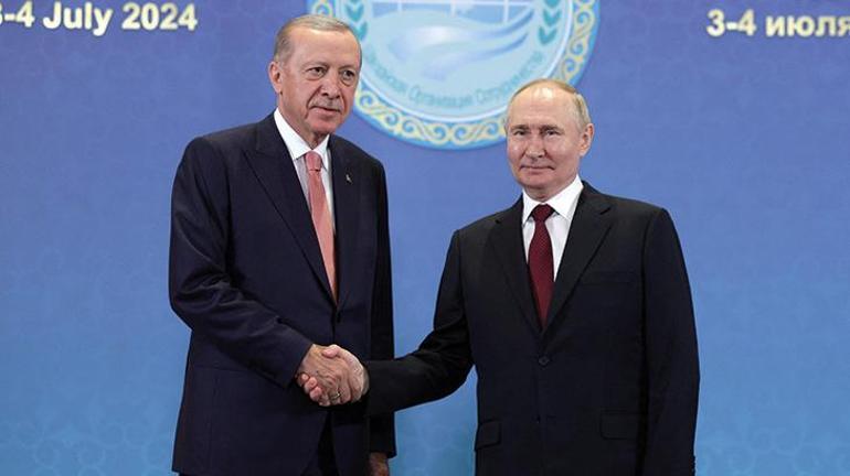 Putinden Cumhurbaşkanı Erdoğana övgü: Siyasi iradesi uluslararası barışa katkı sunuyor