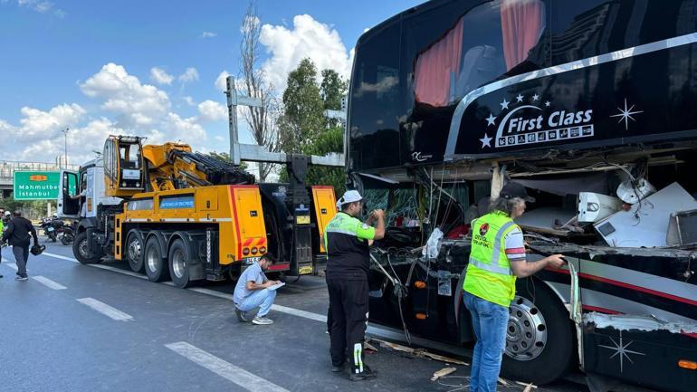 İstanbulda zincirleme kaza Yaralılar var